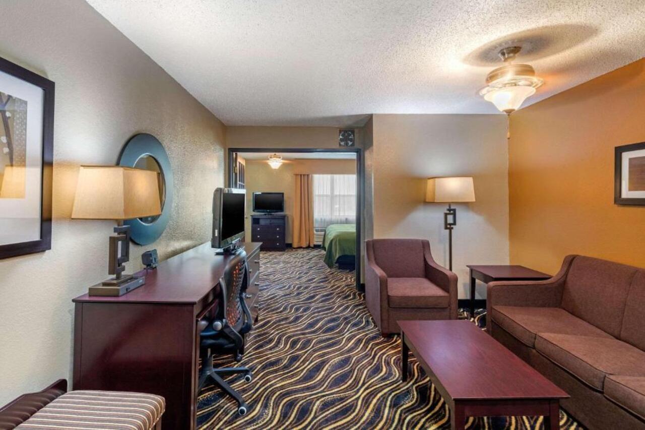 Quality Addison-dallas 3* Addison