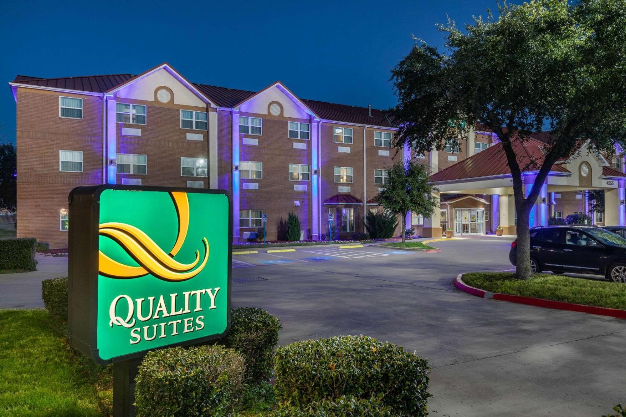Hotel Quality Addison-dallas