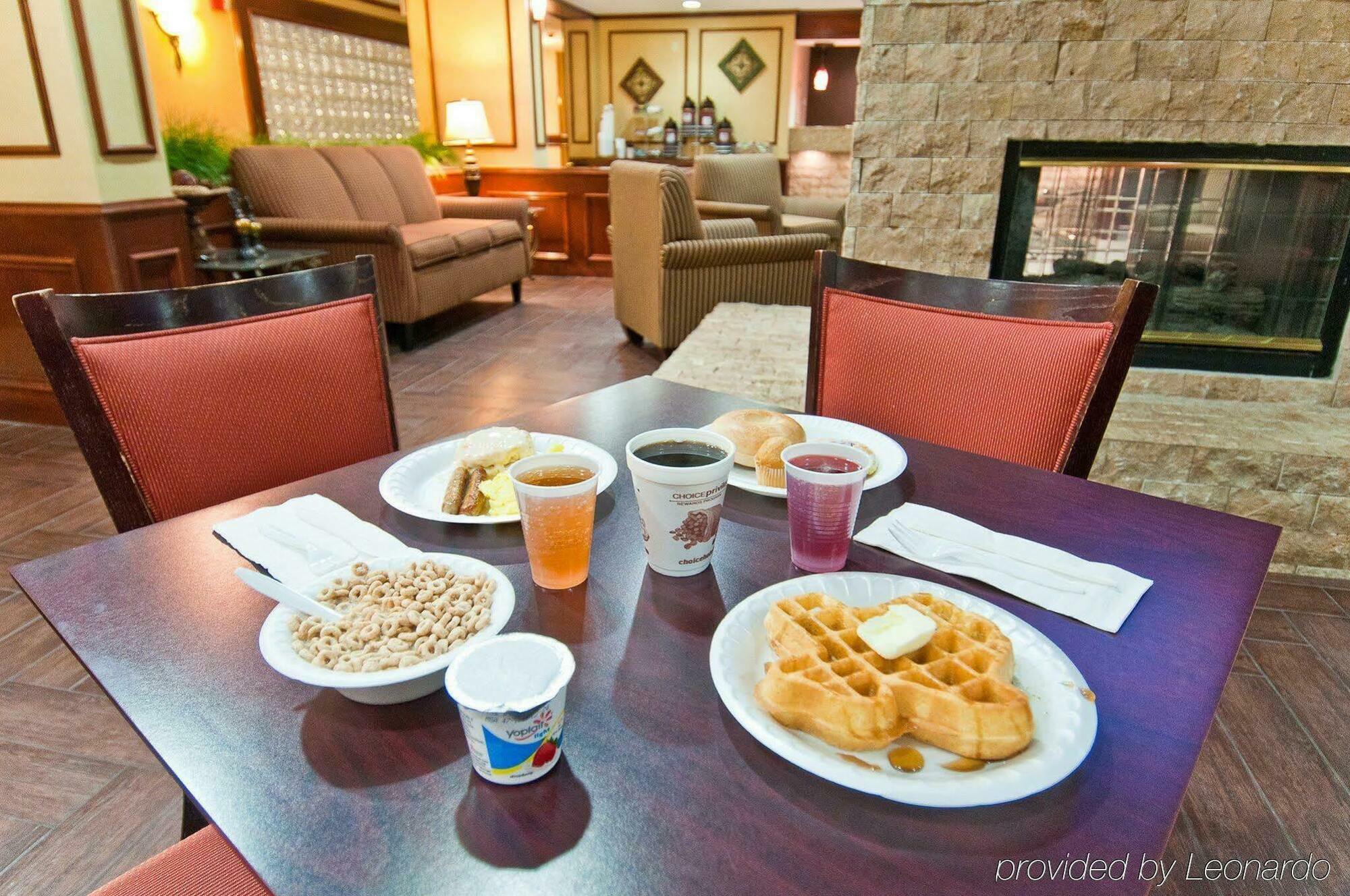 Hotel Quality Addison-dallas 3*
